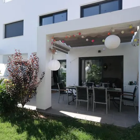 Los Mangos, Casa de Férias